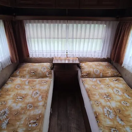 Zážitkový V Karavanu U Slezské Harty Tente de luxe